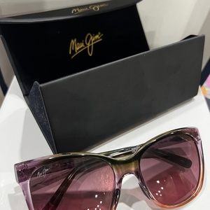 Maui Jim Alekona Polarized Sunglasses/Case NWOT MJ793